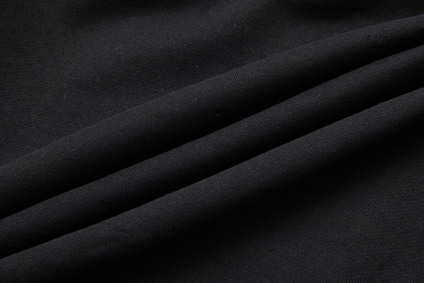 ブランドパーカー着用イメージ